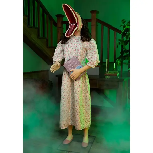5.5FT Beetlejuice Barbara Animatronic Decoration