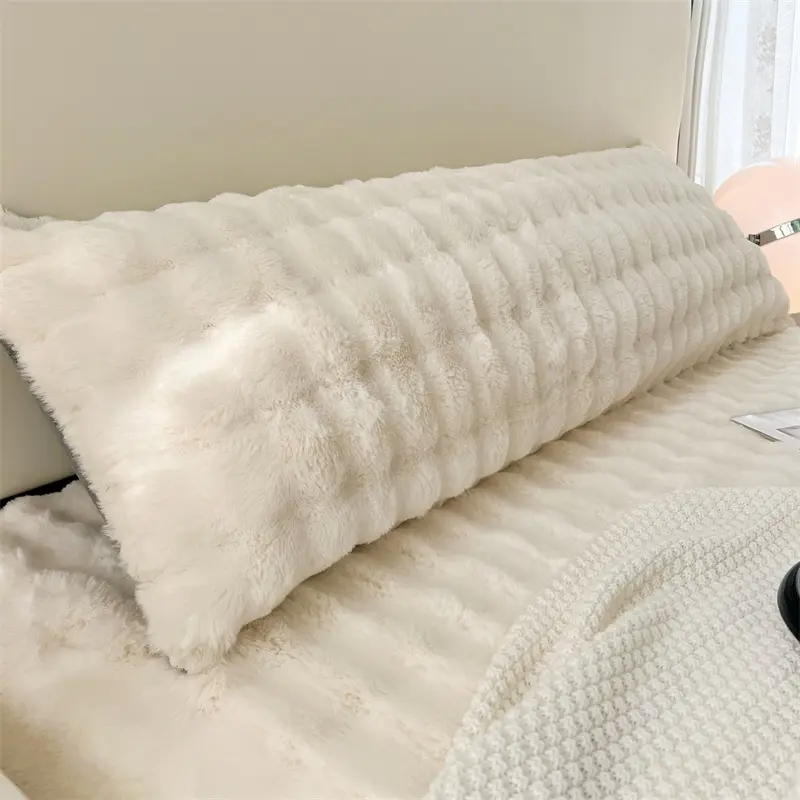 1 luxury Extra-Long plush pillowcase - Soft Fluffy Faux Fur, Zipper Closure, Machine Washable, Modern Minimalist Design for Bedding, Bed Pillowcase, Minimalist Bedding, Smooth Texture Fabric, Soft Comfy Bedding, Bedding Supplies