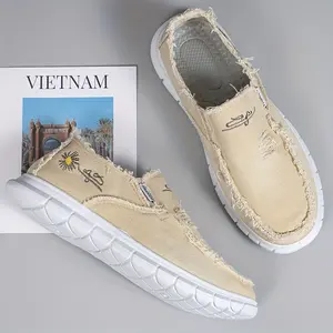 Men's Black Canvas Loafers: Slip-On Non-Slip Sole Daisy Embroidery Comfort Casual Shoes for Daily & Outdoor Wear