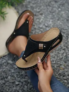 Elegant Comfortable Sandal, Breathable Design for Summer Chic, Perfect Pairing with Denim, Ideal for Casual & Everyday Wear