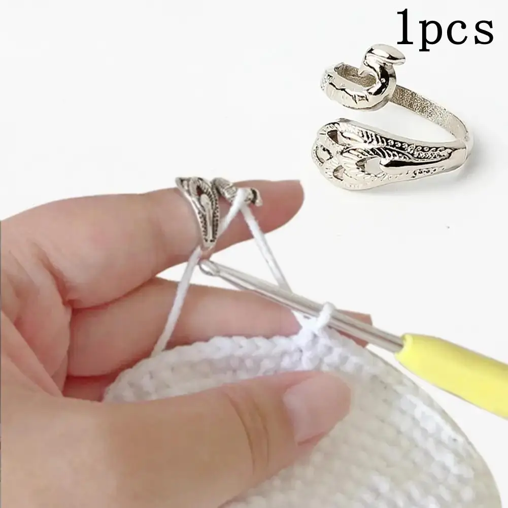 Crochet Ring for Finger Yarn Guide, 1 Count Peacock Design Knitting Loop Crochet Ring, Knitting Accessory
