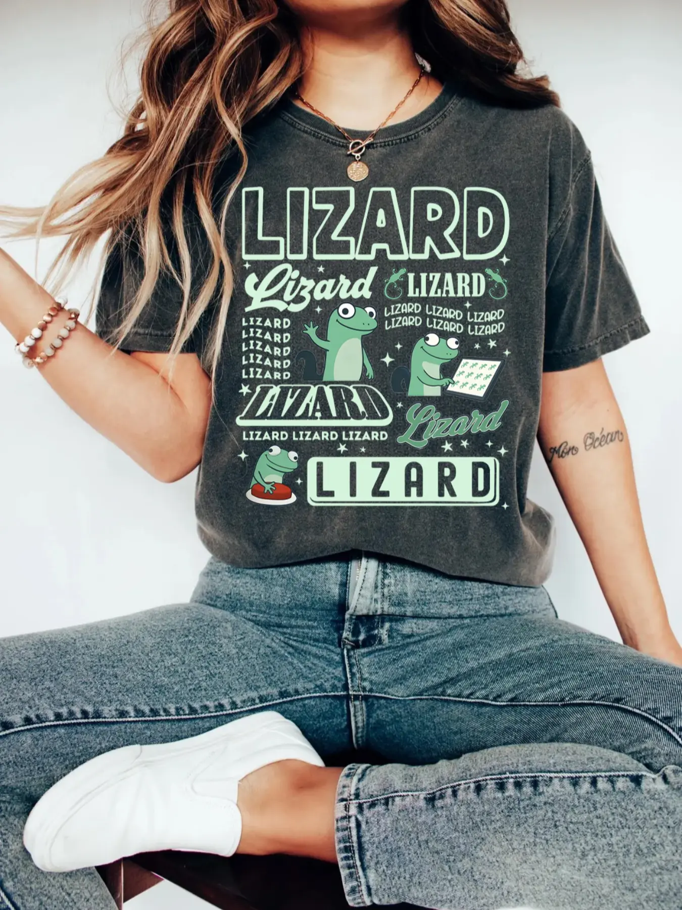Lizard Lizard MemeT T-shirt, Cute Lizard T-shirt Gift - Crazy Reptile Women's T-shirt - Pet Lizard T-shirt