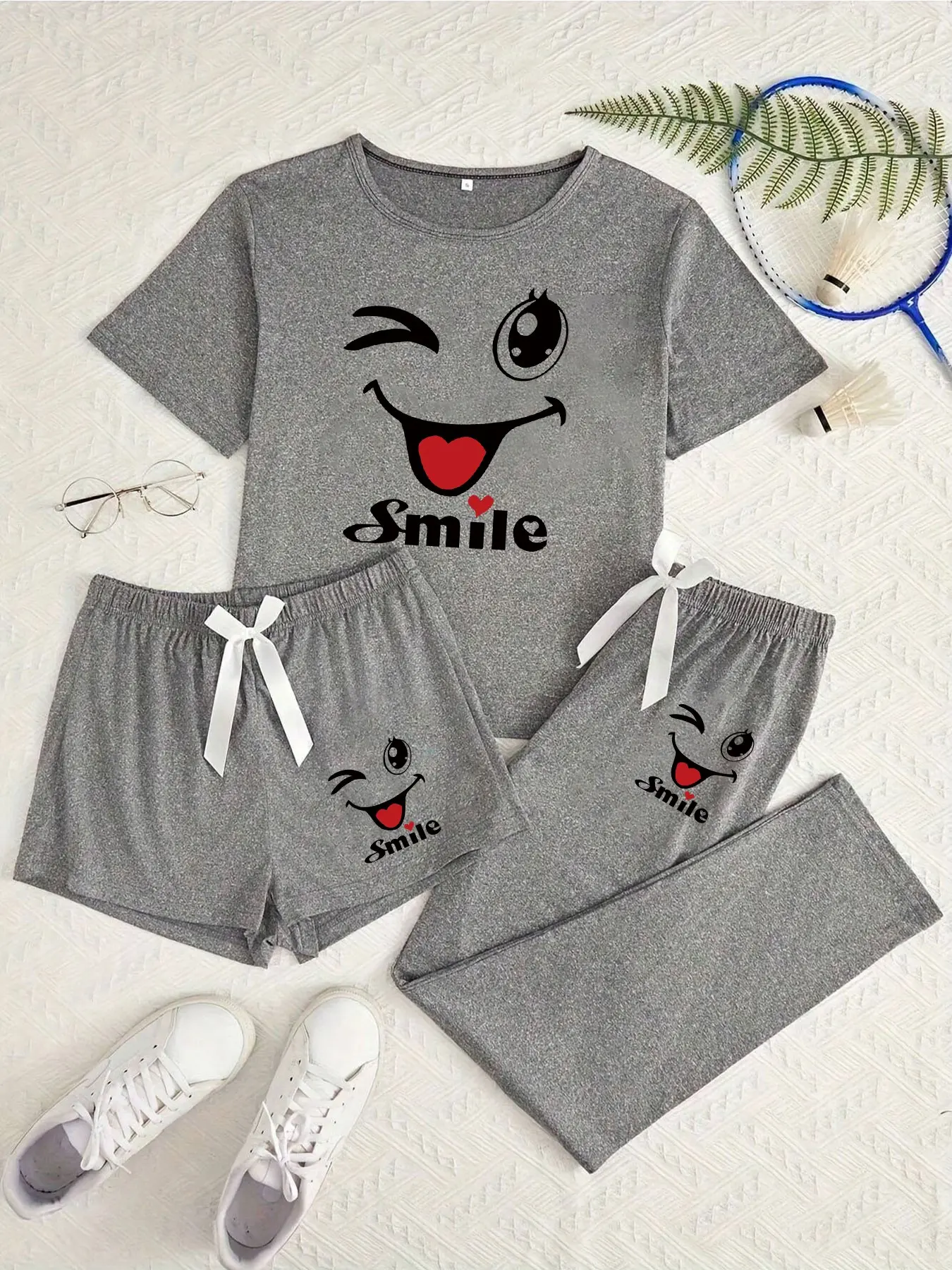 Cute Smiley Face Three-Piece Set, Round Neck, Cartoon Pattern, Loose-Fitting Casual Home Wear, All-Seasons Comfortable Clothes