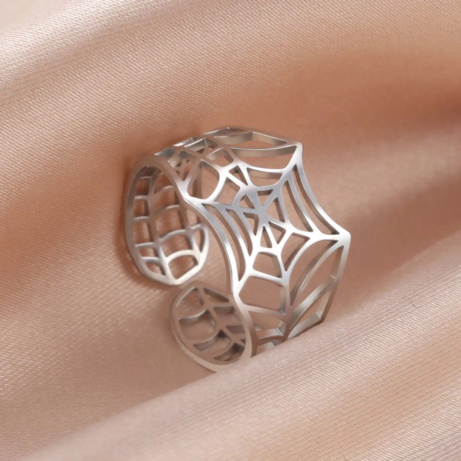 Unisex Silver Stainless Steel Spider-Inspired Open Index Finger Statement Multi Ring - Adjustable Bold Jewelry Accessory, Ideal Halloween Gift