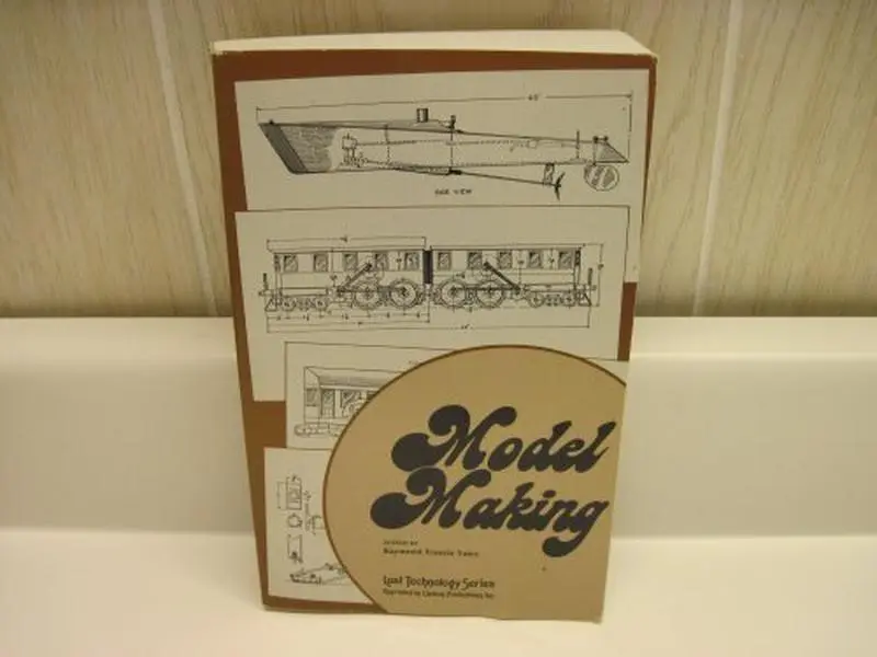 USED Book - Model Making Including Workshop Practice, Design and Construction of Models by Raymond F. Yates (Paperback) - english