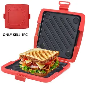 A microwave-safe sandwich tray, food-grade silicone microwave sandwich maker press, 2026 new best-selling microwave toaster—quick-heating tray for crispy toast and sandwiches, a must-have multifunctional quick-toast tray for the kitchen