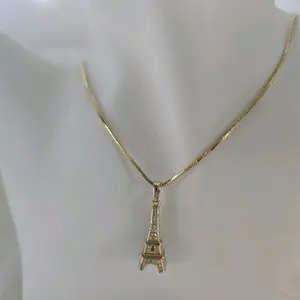 cadena 144 y dije 743 torre eiffel