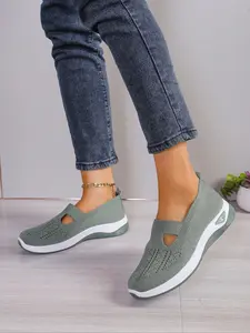 Breathable Mesh Slip-On Women's Shoes, Casual Slip On Lightweight Summer Comfort Walking Sneakers, Soft Sole Anti-Slip Mid-Aged Ladies Footwear