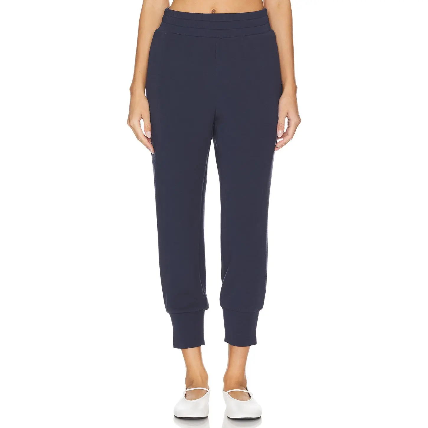 Varley The Slim Cuff Pant in Navy