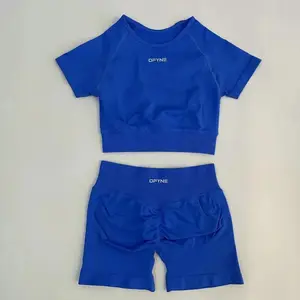 DFYNE Seamless Gym Set for Women – Impact Yoga Crop Top with Sleeves & High-Waisted Pleated Scrunch Bum Shorts, Sculpting Fitness Outfit Workout Summer Clothes Workout Daily Wear Timeless Sports Style