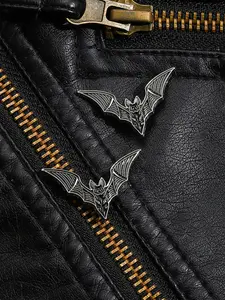 Punk Bat Design Brooch, Alloy Brooch Pin, 2 Counts Clothes Accessories for Men & Women, Daily Clothing Decor, Minimalist Aesthetic Jewelry Gift, Fashion Accessory