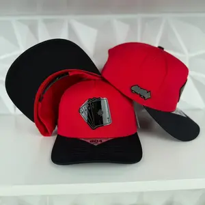 Poker plate SnapBack hat-red/black