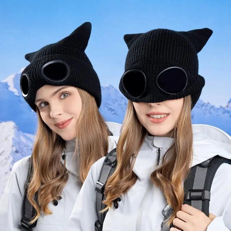 Women’s Ski Beanie | Popular Winter Fleece Hat, Built-in Goggles & Earflaps, Warm & Windproof, Ideal for Skiing, Snow Hiking, Outdoor Travel & Cold Weather Wear