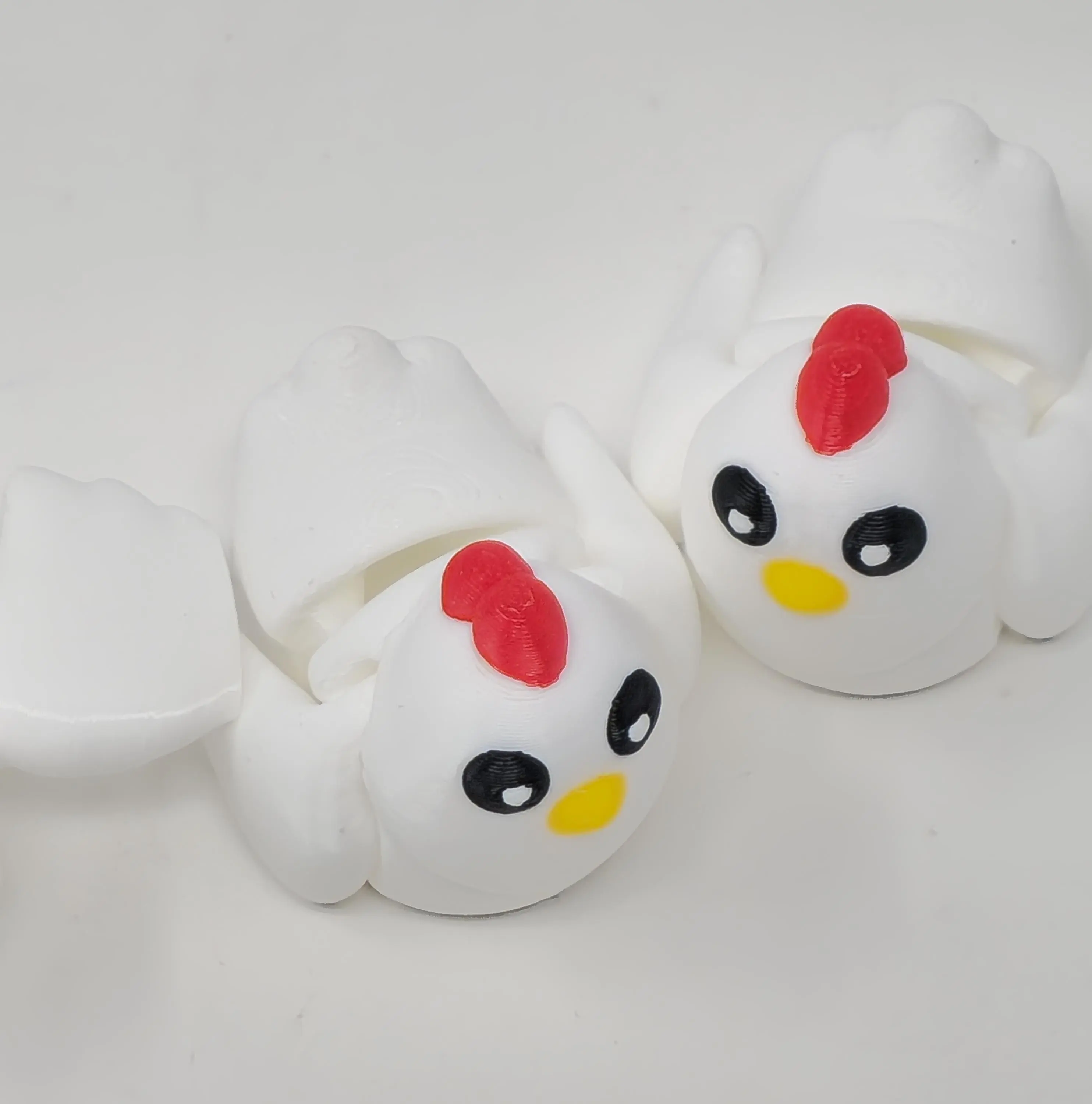 3D Printed Articulated Chicken Fidget Toy - Lightweight, Compact & Lightweight, Durable & High-Quality Sensory Stress Relief Toy with Smooth Motion, Unisex Unique Gift for 3-4 Years Old Fidget Enthusiasts
