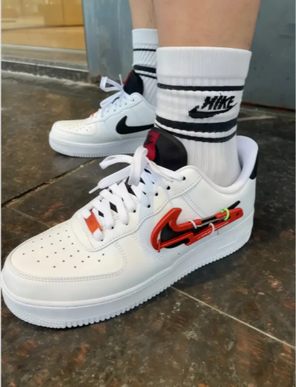 Unisex White Low Top Casual Sneakers With Red & Black Embroidered Swoosh, Fashion Street Skate Shoes, Cushioned Comfort Walking Trainers For Men And Women