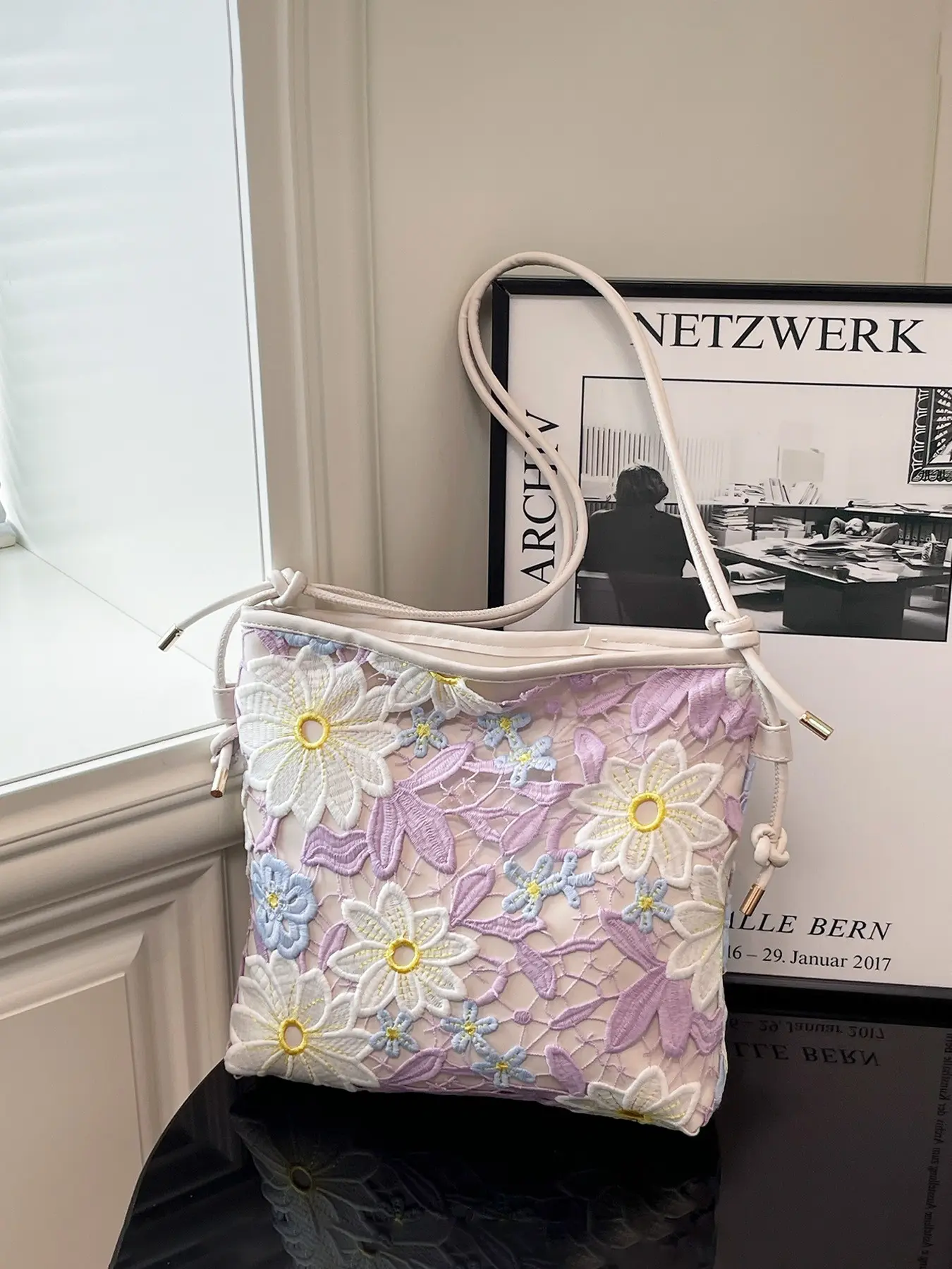 1pc Ladies' macaron colored floral lace bucket crossbody bag, 3D embroidered daisy shoulder bag, Stylish Versatile Bag, summer casual versatile suitable for vacation, shopping and daily travel, Cross Body Bags