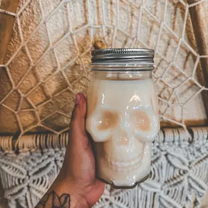 16oz Skull Candle 16oz Skull Candle