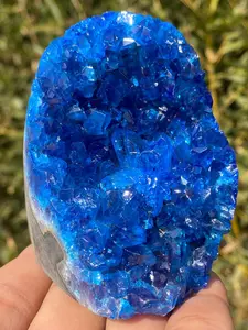 1pc Simulated Blue Crystal Cluster - Handcrafted Home Decor, Deep Blue Decorative Stone, Suitable for Living Room, Bedroom - Unique Christmas, Halloween, Hanukkah, Easter Gift - Elegant Desktop Or Bookshelf Display, Bohemian Style Handmade Jewelry