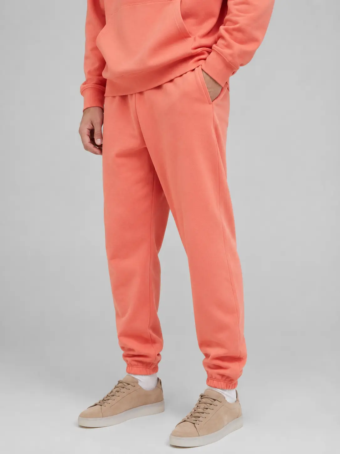 Fleece Elastic Bottom Sweatpants with Pockets, Relaxed Fit, Moisture Wicking, Breathable