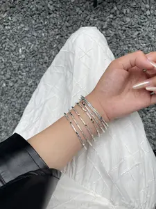 925 Sterling Silver Bangle Bracelets for Women, Thin Silver Stackable Bangles Set, Diamond-Cut Star Pattern, Minimalist Round Bracelet, Lightweight Everyday Jewelry Gift for Mom Wife Girlfriend Birthday Anniversary