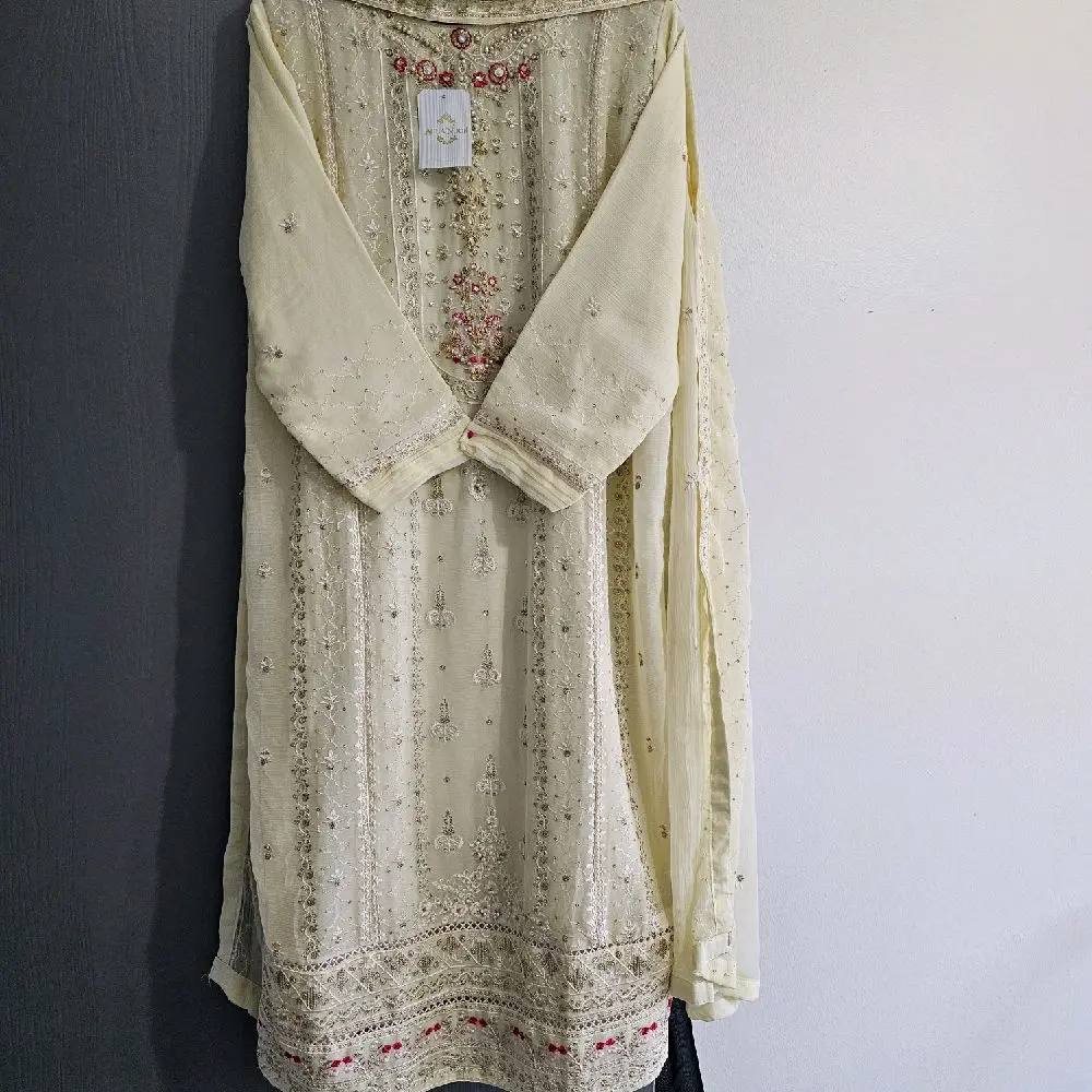 Women's Casual 2-Piece Agah Noor Chiffon Shirt and Dupatta, Medium Size, Perfect Fit