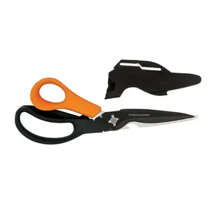 Fiskars Garden Scissors, 7-in-1 Garden Shears Multi-Tool with Sheath
