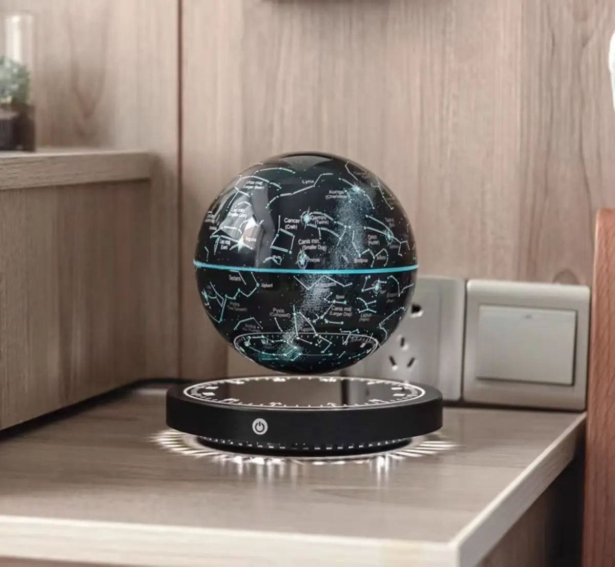 Magnetic Levitation Planet Lamp, Self-Rotating Sphere Mood Light, Whimsical Home Office Tech Decor, Ideal Gift for Boyfriends (Birthday, Valentine’s Day), Mood Light Novelty Lighting, Sphere Novelty Lighting, Whimsical Novelty Lighting