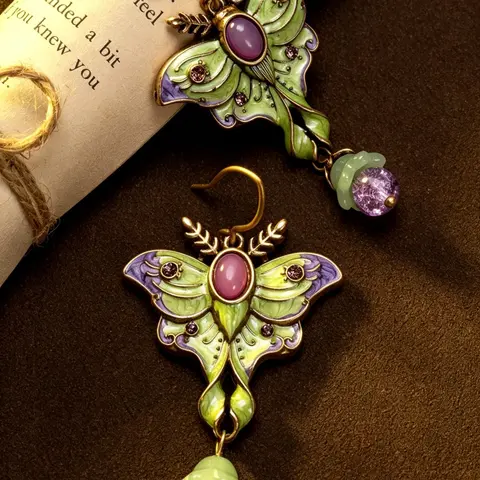 Vintage Courtly Forest Butterfly Fairy Enamel Crystal Earrings Dangling, Versatile Shining Dangly Design, Elegant Ladies' Party Vacation Jewelry Gift