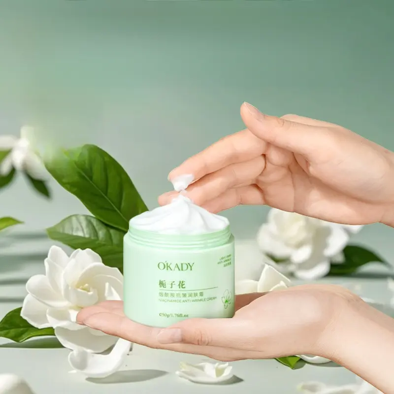 Gardenia Hydrating Cream, Niacinamide for Soft & Radiant Skin, Moisturizer, Hydrate