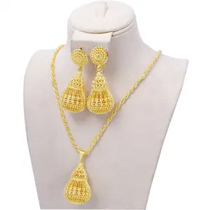 Copper Plated 24K Gold Hollow Earrings Necklace Pendant Set Dubai Ladies Bridal Wedding Accessories Gifts For Your Mom