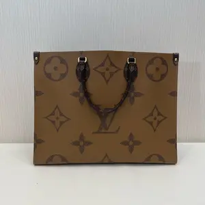 Pre-owned Louis Vuitton leather Tote Bags OnTheGo MM Tote Bag in Monogram Gian 20929251