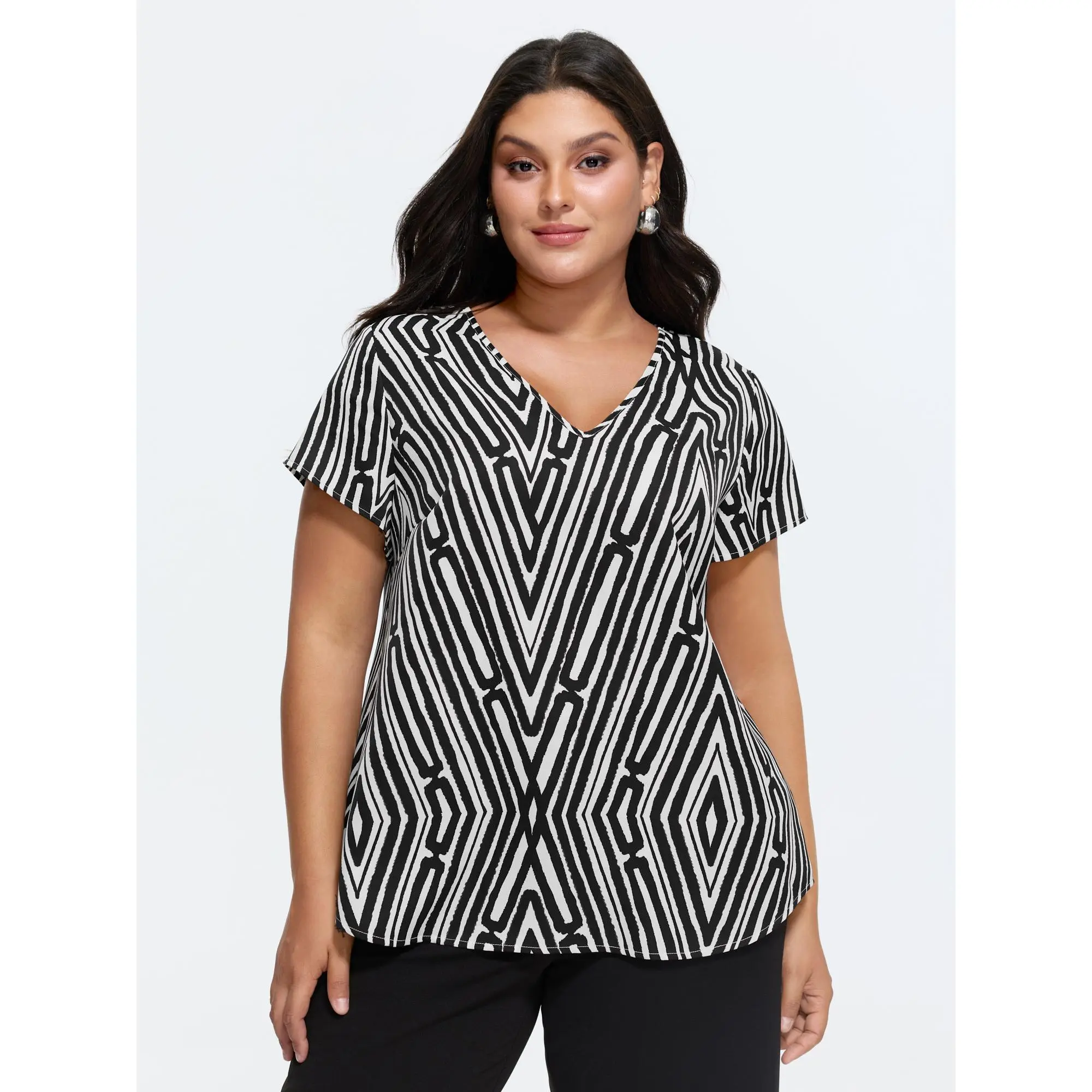 BloomChic Plus Size Geometric Stripe Blouse, Women's Asymmetrical Short Sleeve Office Top with a Cropped Cut in Smooth Polyester, Shortsleeve, Fabric, Shirts For Women, Trendy Blouses, Garment, Dressy Casual Tops, Office Wear, Office Ootd, Ootd Ideas