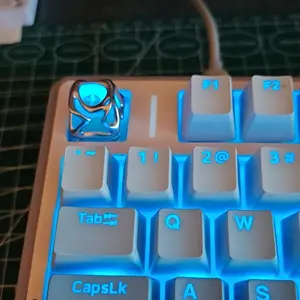 Crystal Clear Keycaps - ABS Resin Minimalist Design, High-Tech Aesthetics, Suitable for Modern Keyboards, Durable and Stylish Keycap Enhancer, Compatible with Standard QWERTY Layout, Keyboard Accessories, Keyboard Decor, Fashionable Design, Durable
