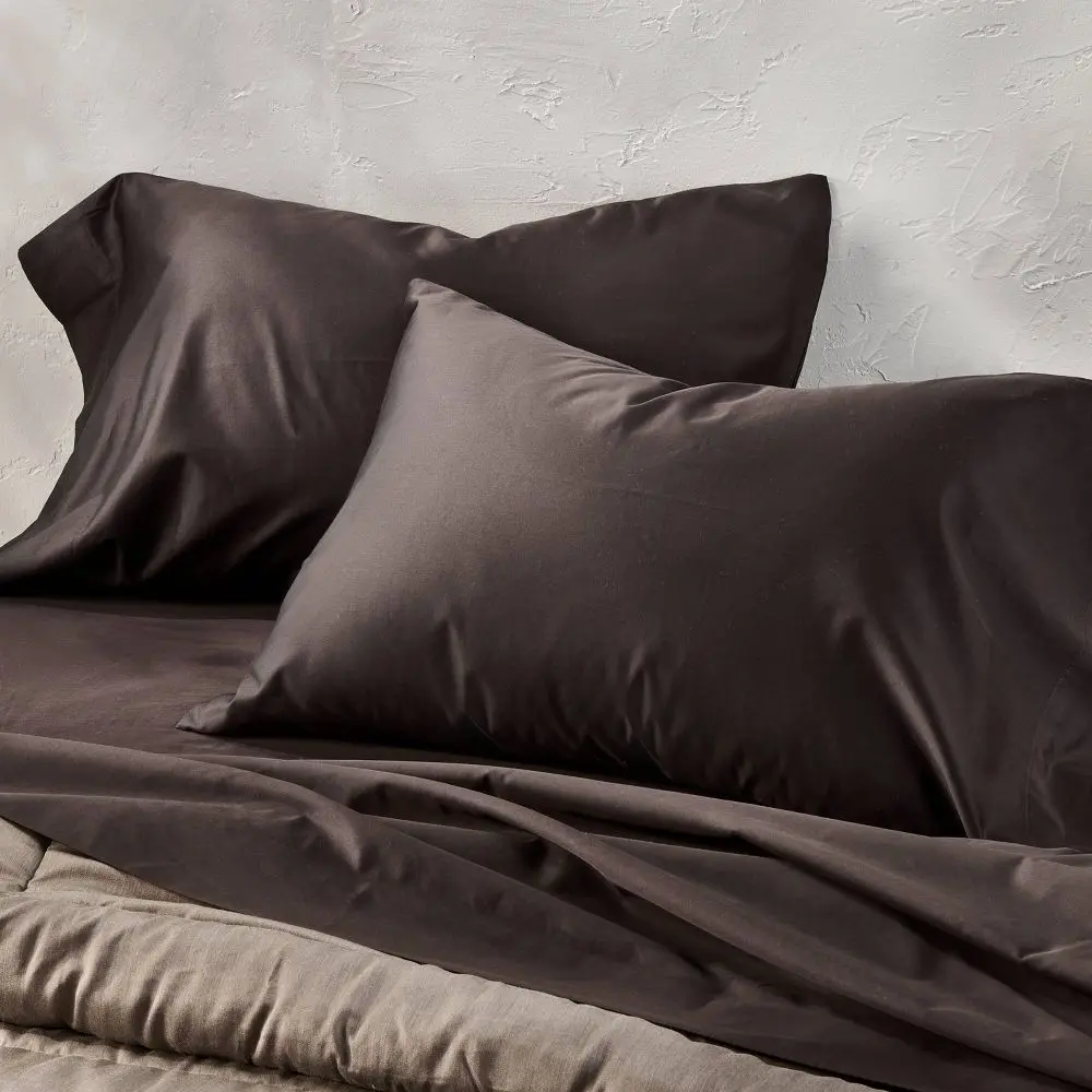 Casaluna 600 High Thread Count 100% Cotton Sateen Weave Pillowcases - Solid Colors, for Bedroom Use, Room Decor, Home