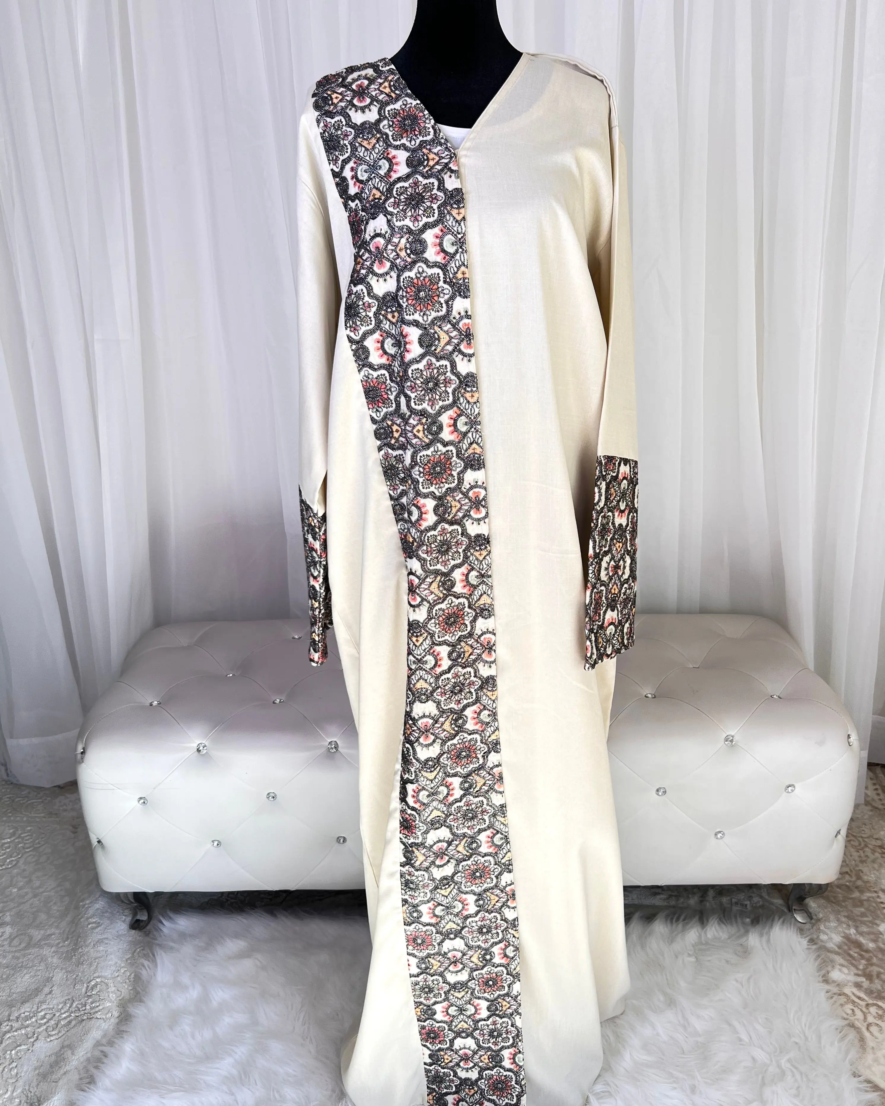 Rahaf Open Linen Abaya