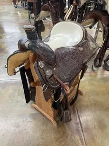 Used Martin Roper Saddle, 15" Seat