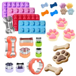 8Set/9Set Dog Bone Shape Cookie Cutter Set,4.7inch/3.9inch/3.2inch Dog Cookie Cutter Set,Christmas Biscuit Candy Baking Mold.Bone, Paw Print, Puppy Shape Cookie Mold, Stainless Steel Dog Treats Biscuit Cutters with Plastic Cover, Assorted Sizes