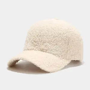 Lamb Furry Baseball Hat - Soft White Fabric, Classic Design, Ideal for Casual Wear