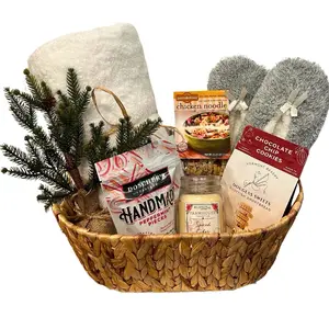 Festive Holiday Baskets for Corporate and Personal Gifts