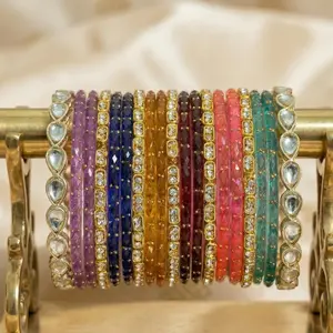 19 Pcs Raindrop Glass Bangle and Kundan Bangle Set for Party and Wedding