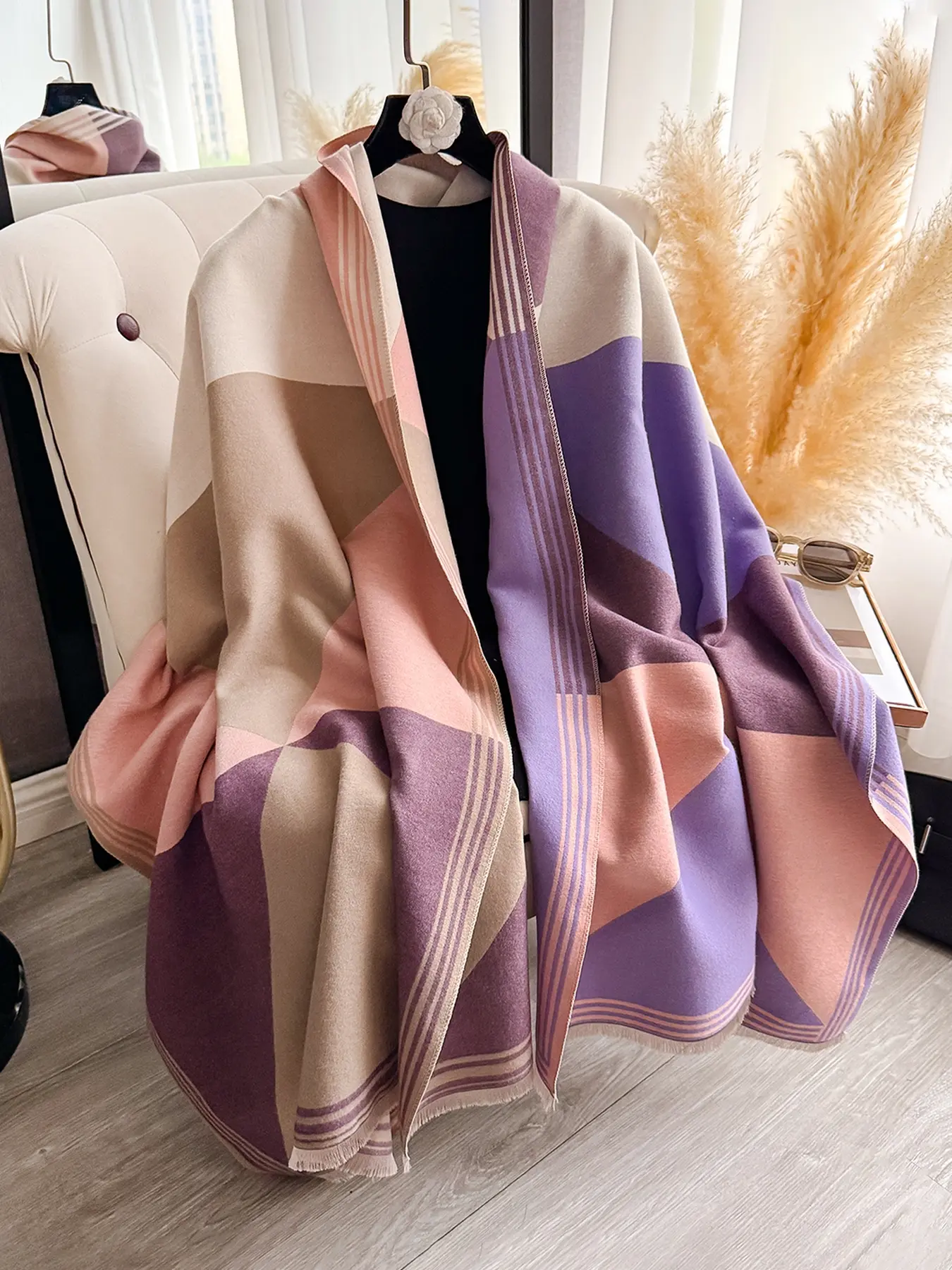 Women's Soft Geometric Patchwork Textured Blanket Scarf, Faux Wool Fashion Shawl for Fall & Winter, Casual Woven Fabric, Warm Daily Wear Accessory