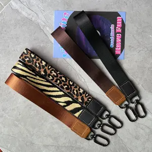 Leather keychain wristlet for Women Key Chain Wristband Phone Strap Camera strap Car Keys Key Clip Gift Walletchain keychain for car keys