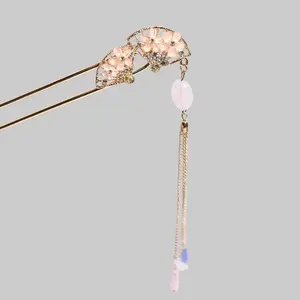 Crystal Fan Kanzashi Hair Fork with Elegant Floral Design and Delicate Tassel Accent for Stylish Hairstyles