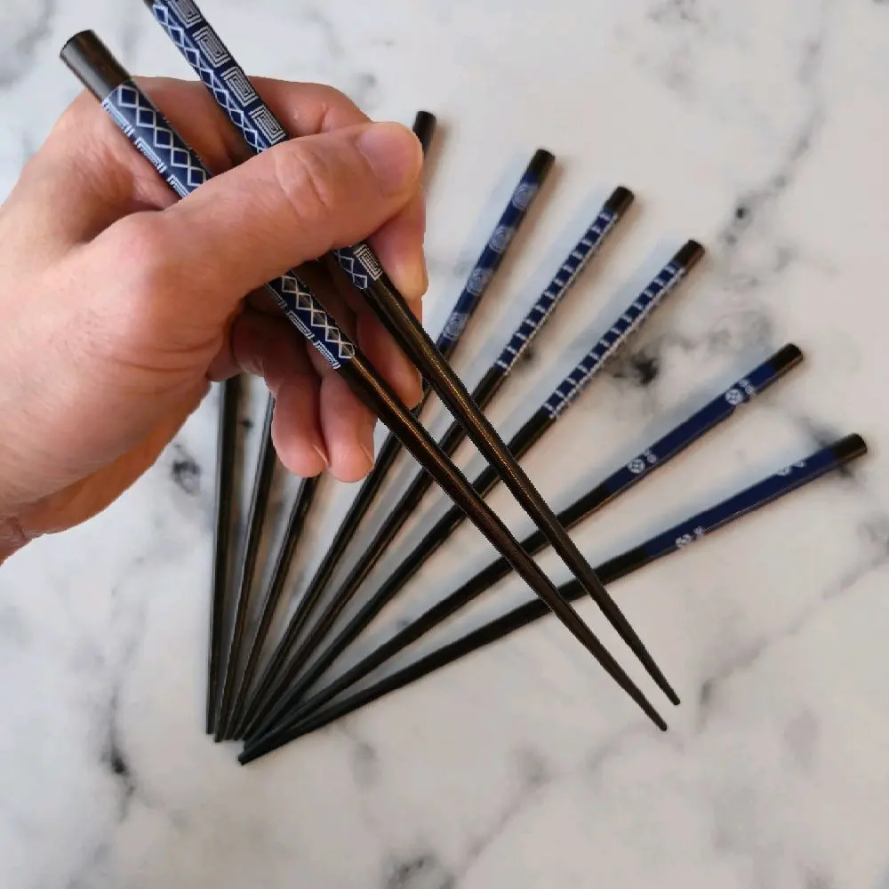 Japanese Chopsticks Gift Set | 5 Pairs Reusable Wooden Chopsticks | Blue Pattern Family Dining Set | Gift Box Included