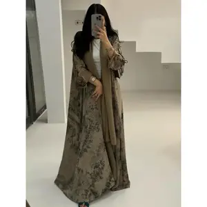 Elegant Women's Open Abaya with Tie Dye Print and Headscarf, Long Sleeve Casual Style for All Seasons, Muslim Fashion, Abaya Hijab Set