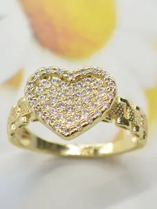 Women's Heart-Shaped Zirconia Ring, Zirconia Inlaid Heart, Unique Design Jewelry Gift, Elegant Daily Wear Accessory, Perfect Anniversary & Valentine's Day Present, Heart Cluster Ring, Beautiful Rings