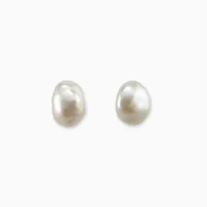 Pearl Studs