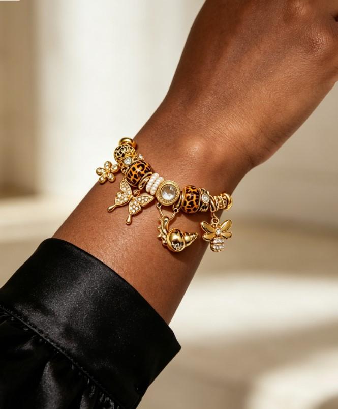 Vintage Leopard Print Bead Gold Wire Open Cuff Bracelet, Rhinestone Butterfly Bee Conch Charms Luxury Stackable Bangle Jewelry Gift for Women