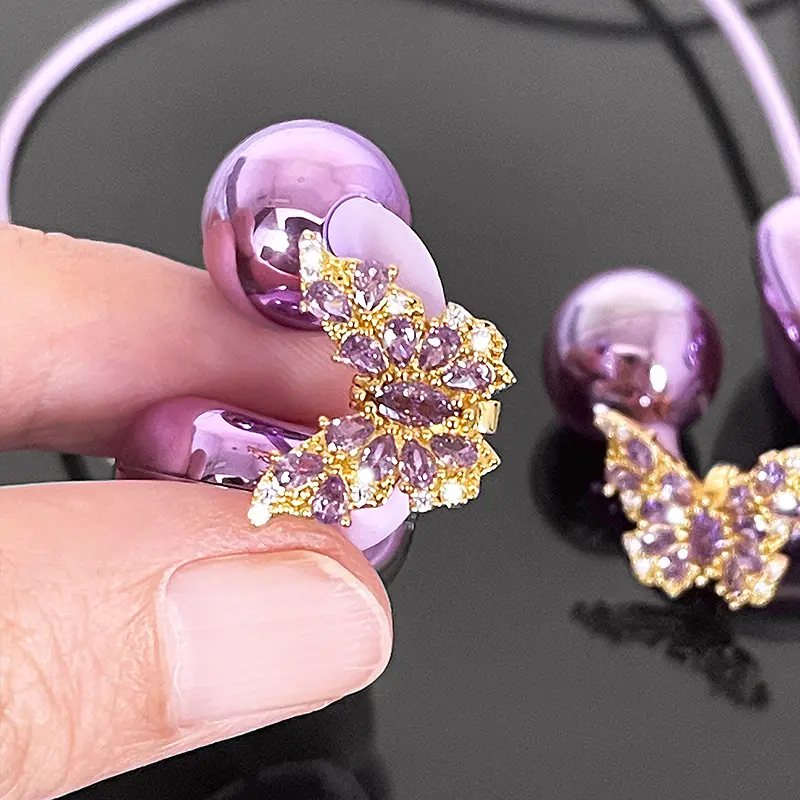 Wired Headphones - Clip-on design, diamond-embellished earrings for comfortable extended wear, Type-C interface, non-in-ear, high-fidelity sound quality, bone conduction technology, stylish and attractive - Compatible with Apple devices - Radiant Purple