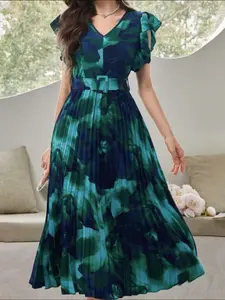 Women's All Over Print Fitted Belted Ruffle Pleated Butterfly Sleeve Dress, Boho V Neck A Line Long Dress for Beach Holiday Vacation, Ladies Summer Clothes